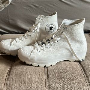 Converse Hi Lugged Sneaker
